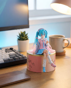 Vocaloid: Hatsune Miku – Figurines | Work-setup table | Official Funikido merchandise